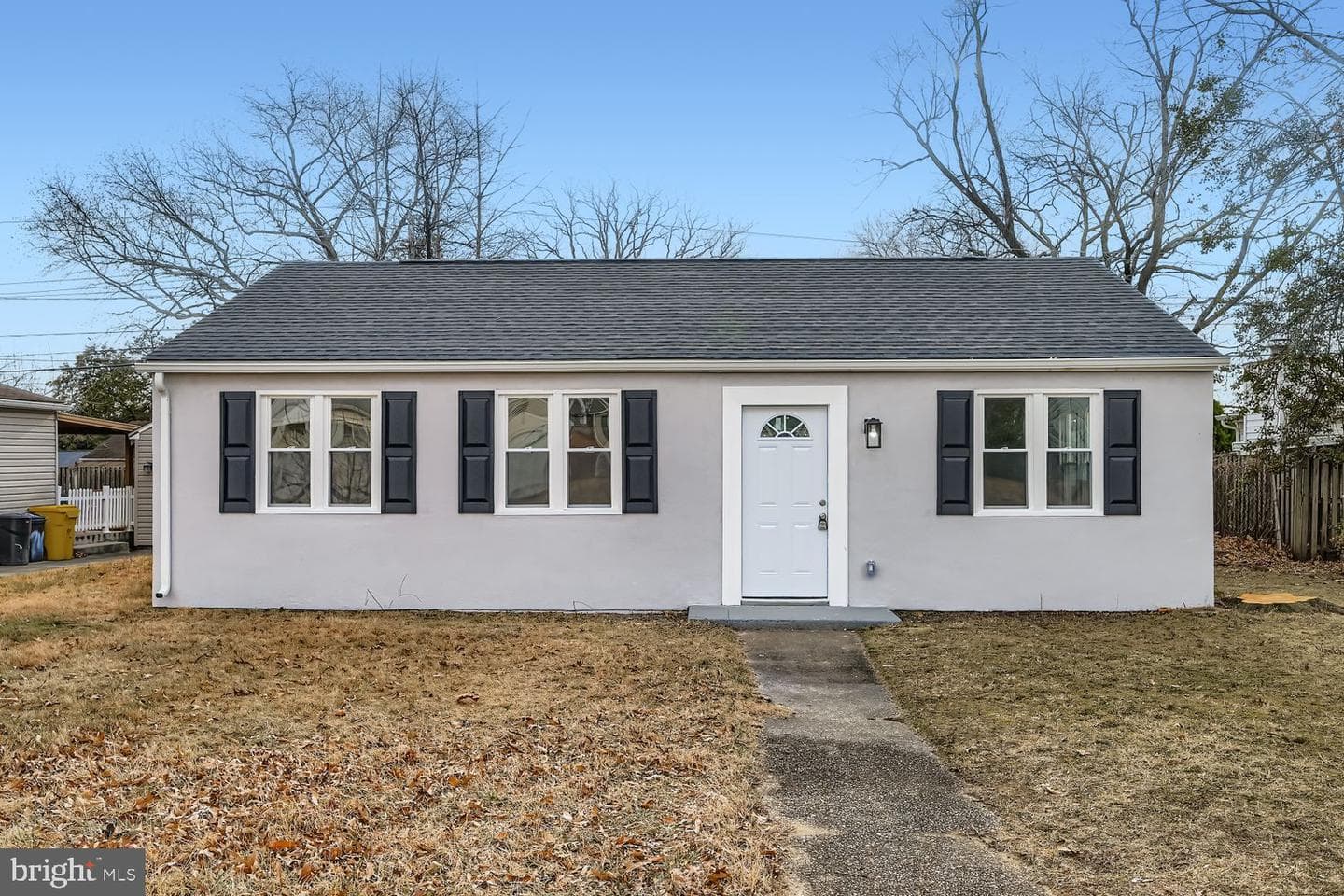 705 Cotter Road photo 2