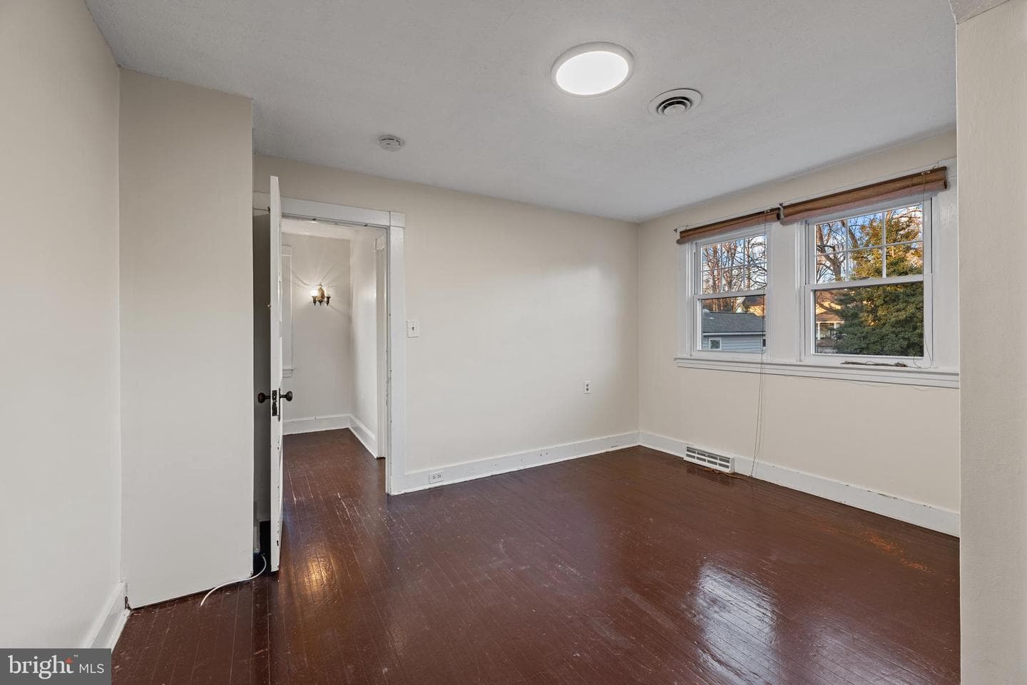 204 Claude Street photo 20