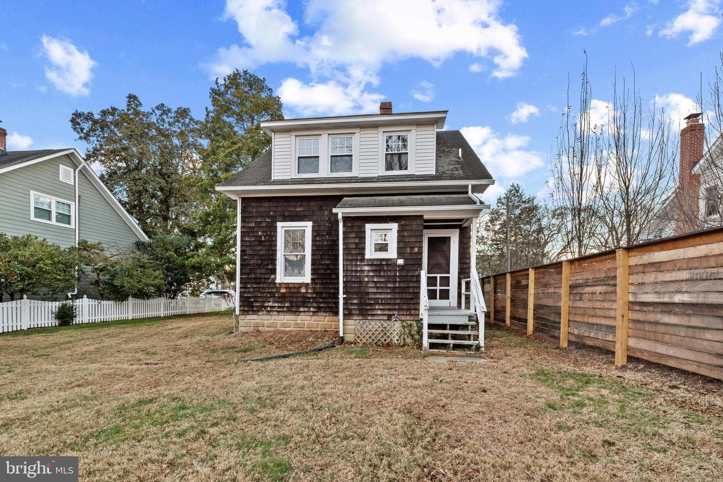 204 Claude Street photo 27