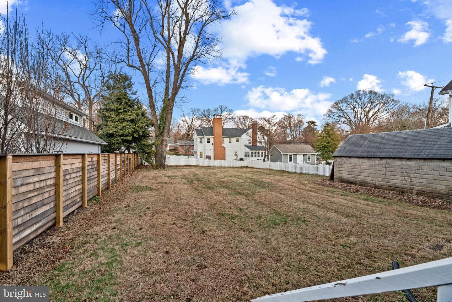 204 Claude Street photo 29