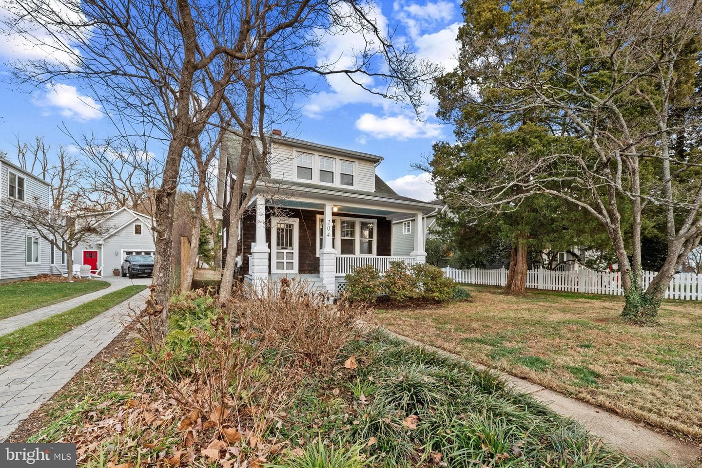 204 Claude Street photo 3