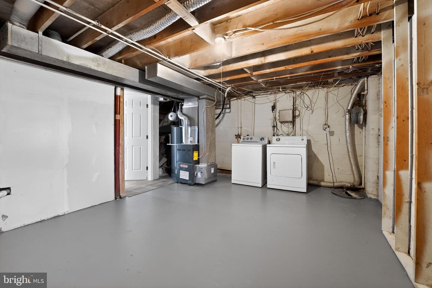 8210 Tomlinson Court photo 27