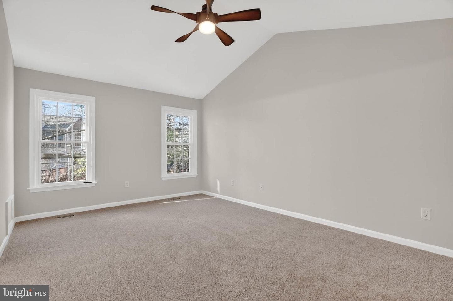 8608 Woodland Manor Drive photo 21