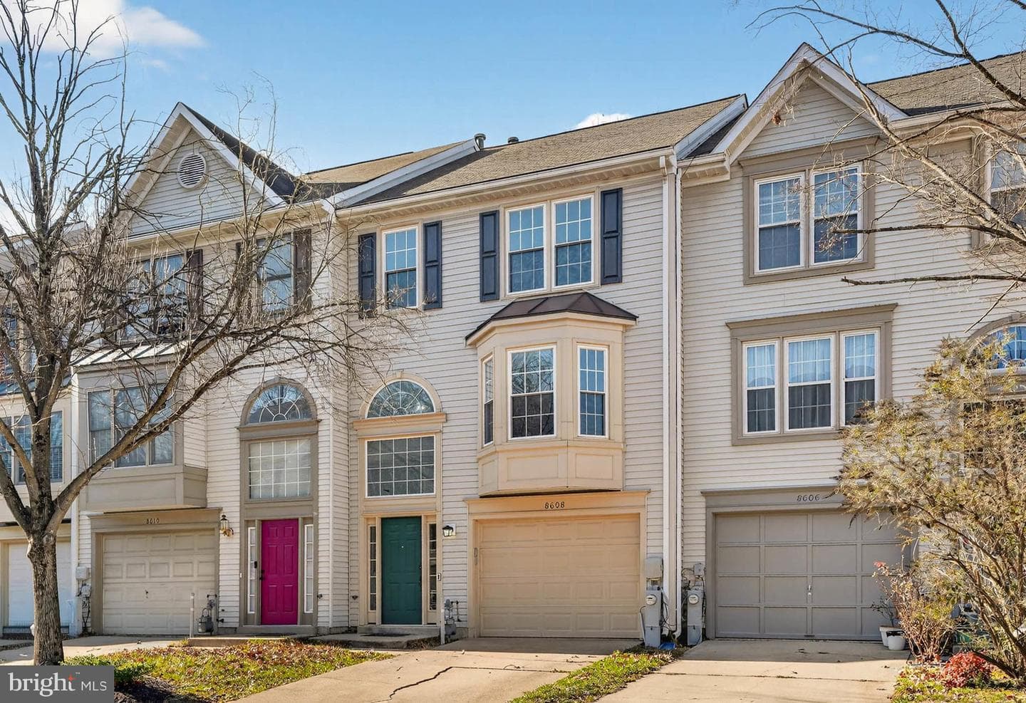 8608 Woodland Manor Drive photo 4