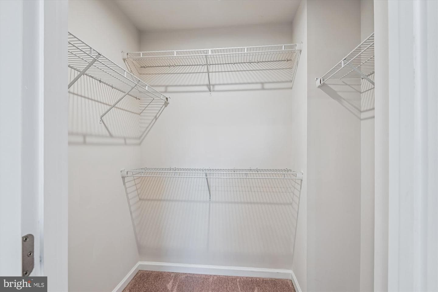 7600 Rossville Lane photo 28