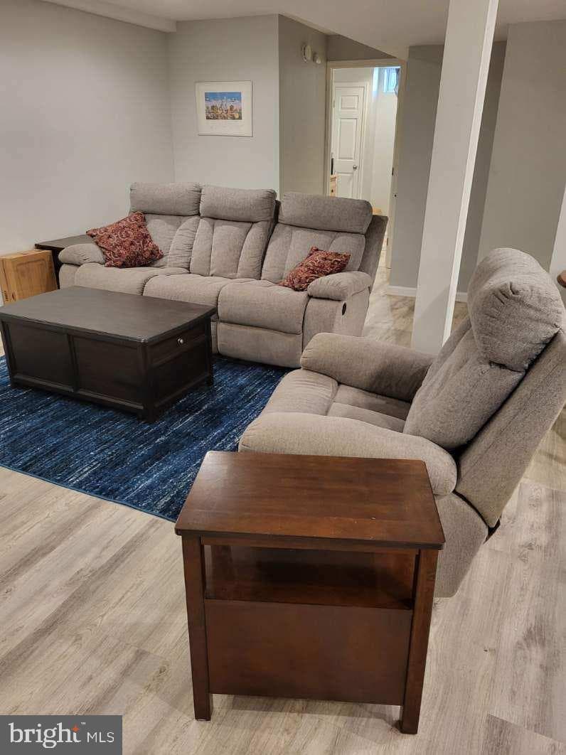 1103 Rosedale Avenue photo 29