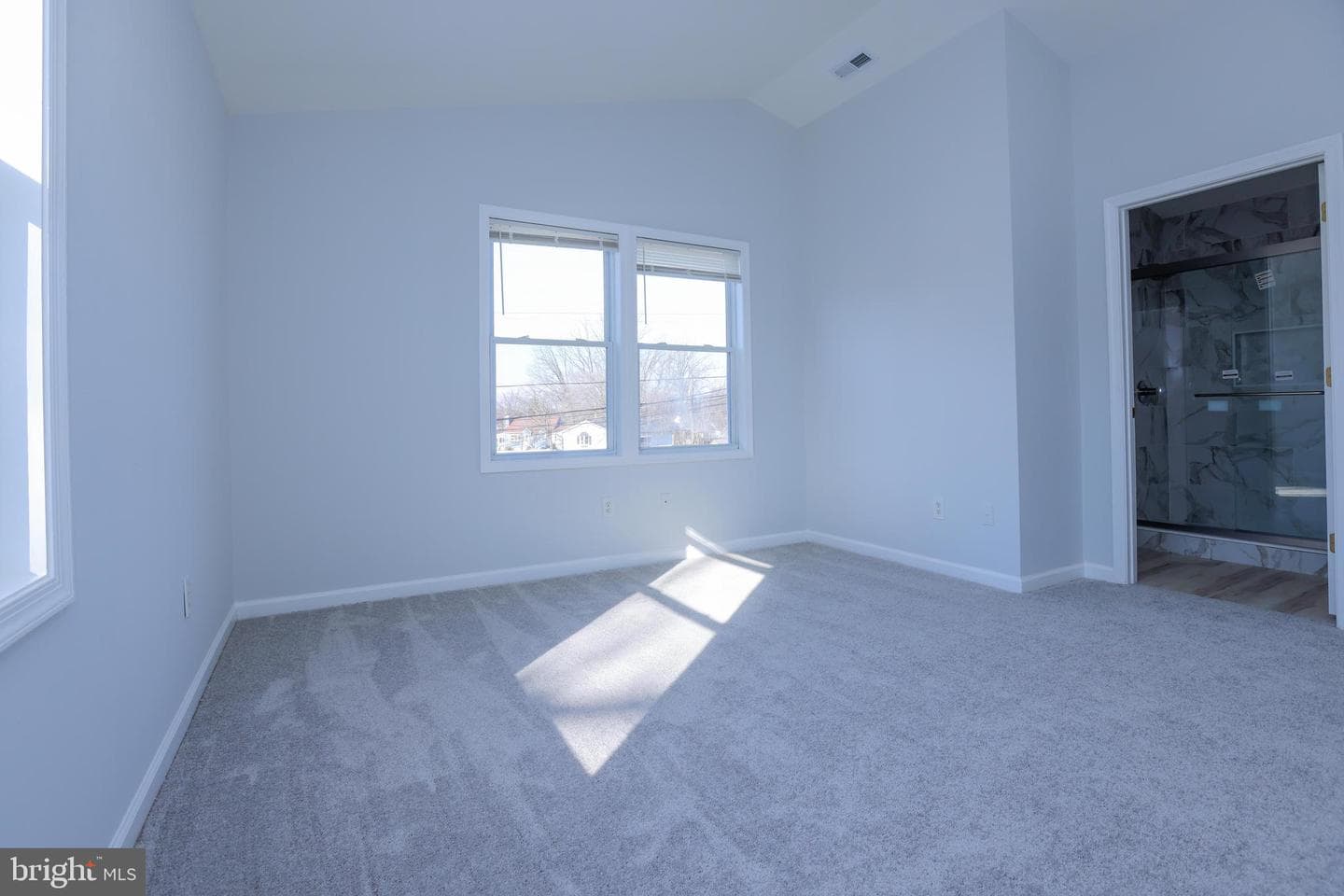 30 Queen Anne Road photo 21