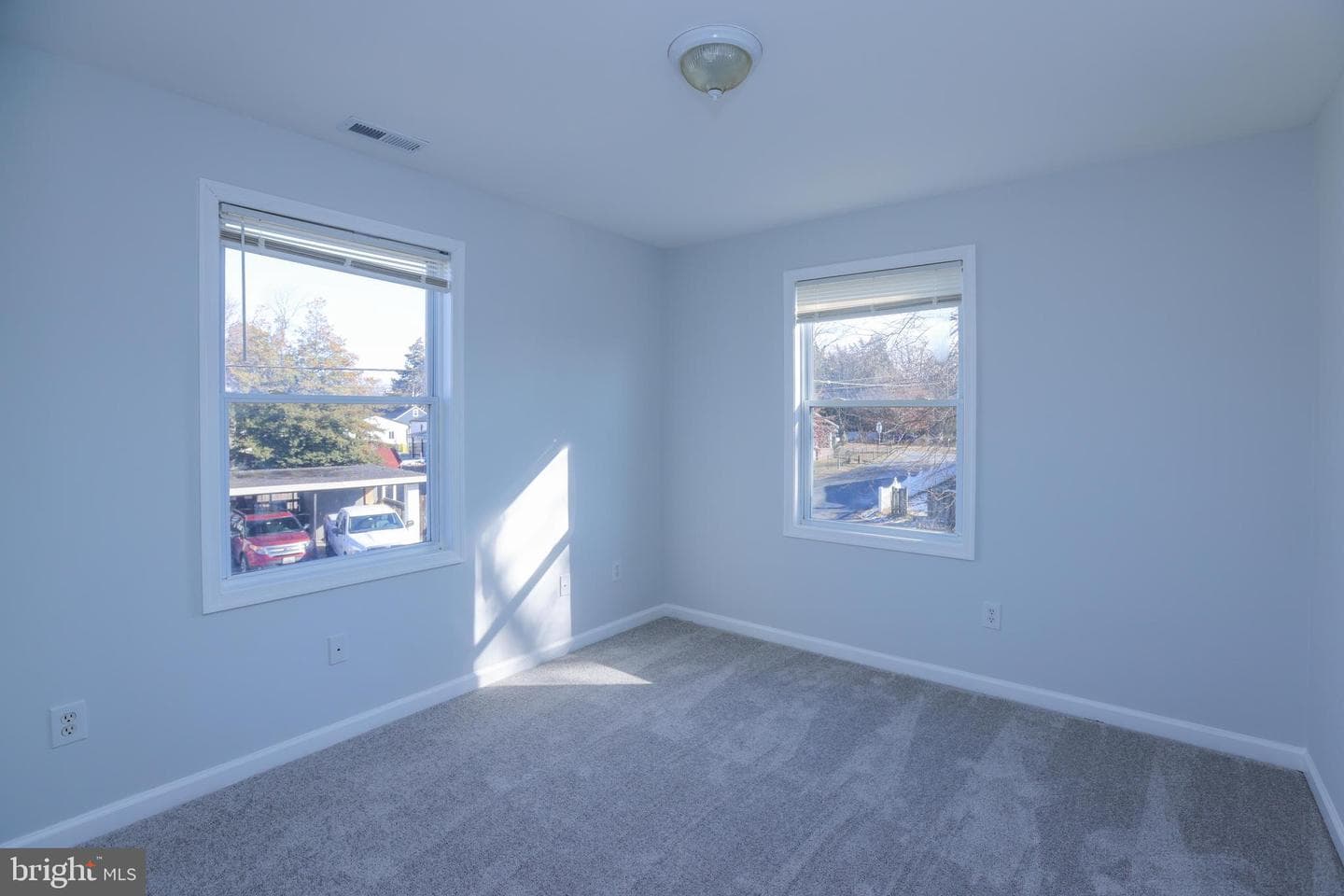 30 Queen Anne Road photo 26