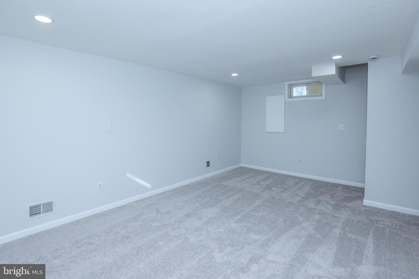 30 Queen Anne Road photo 35