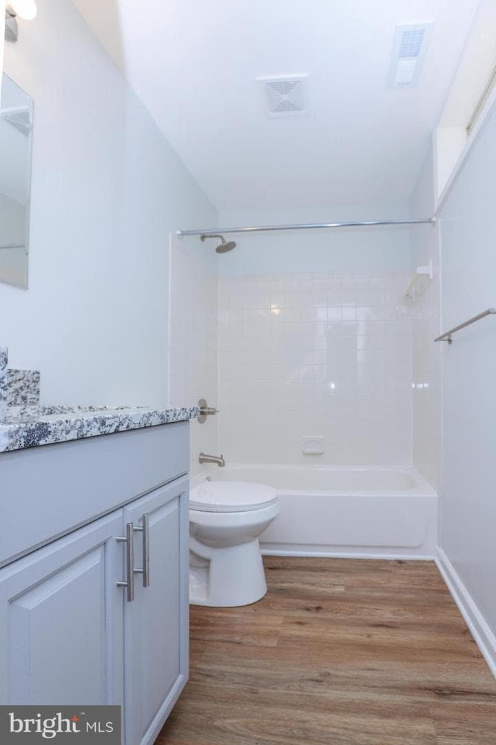 30 Queen Anne Road photo 39