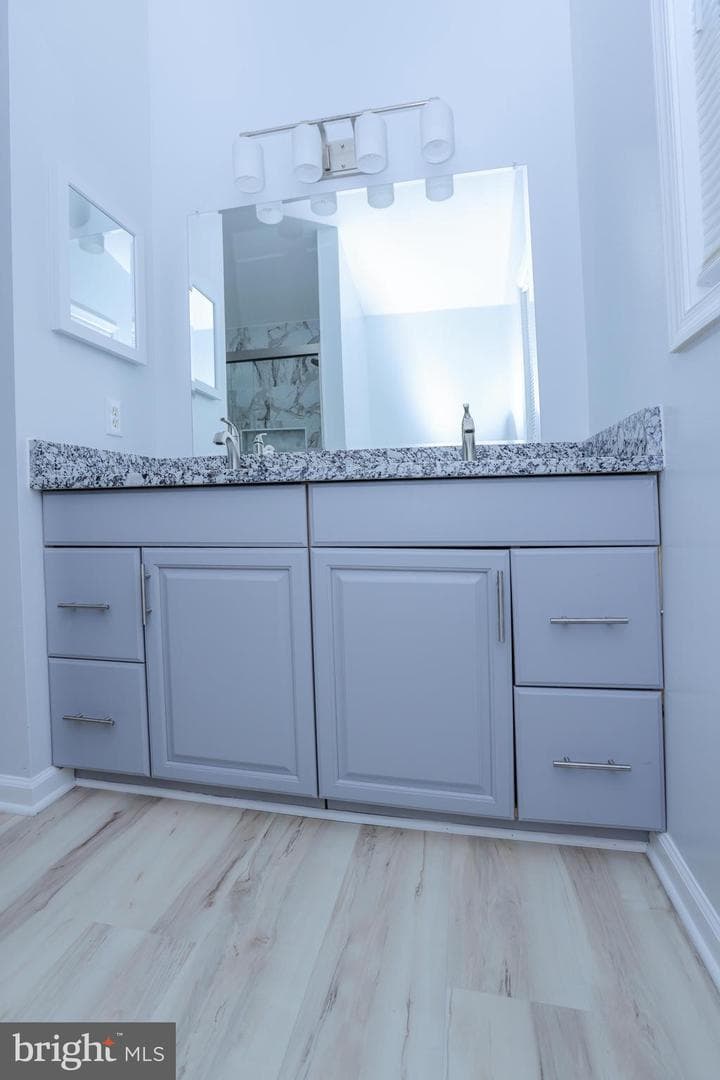 30 Queen Anne Road photo 9