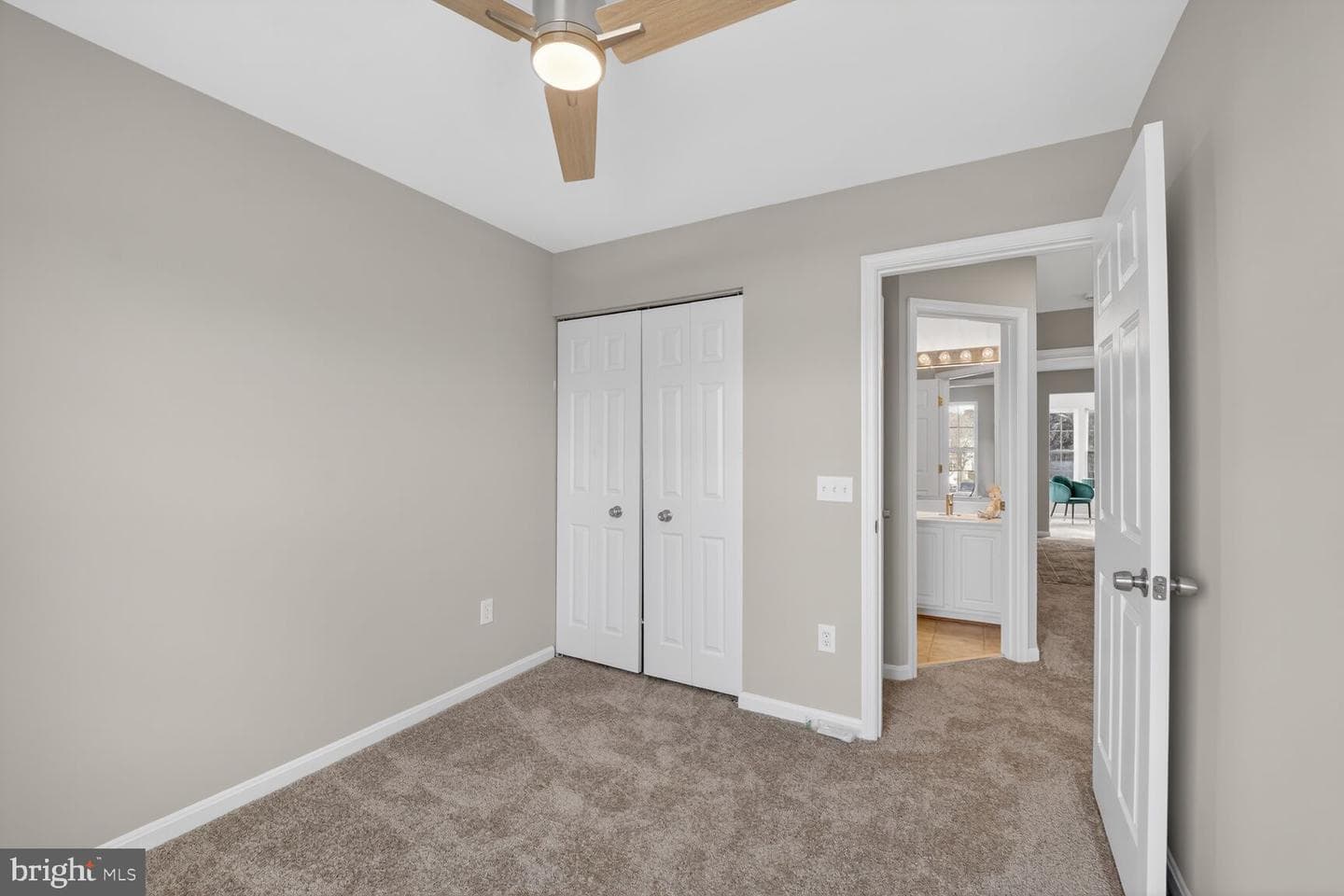 209 Miles River Court photo 24