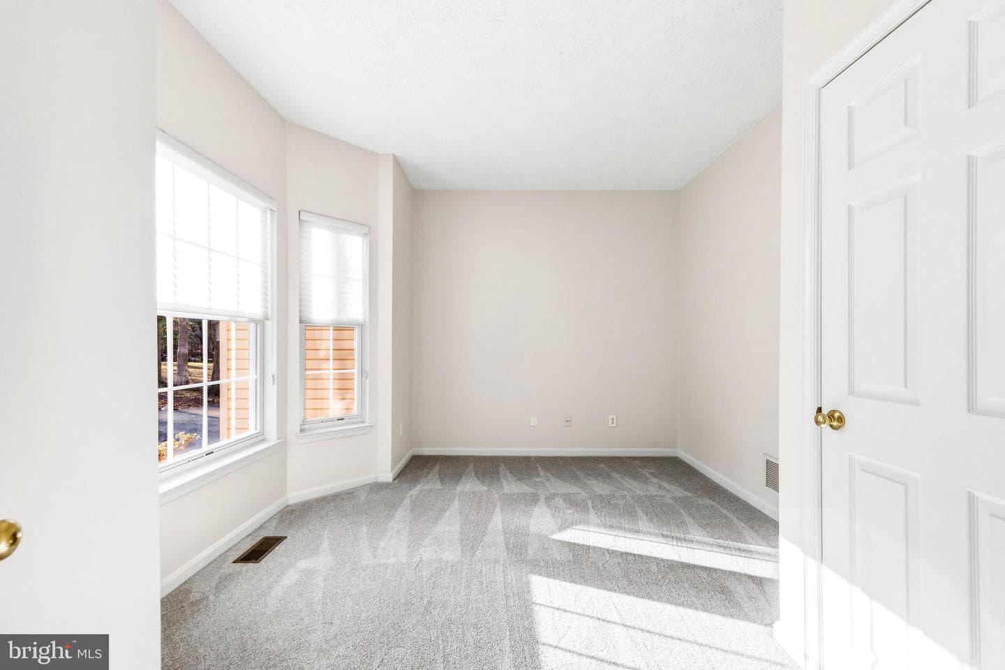 1840 Kimberwicke Place photo 14