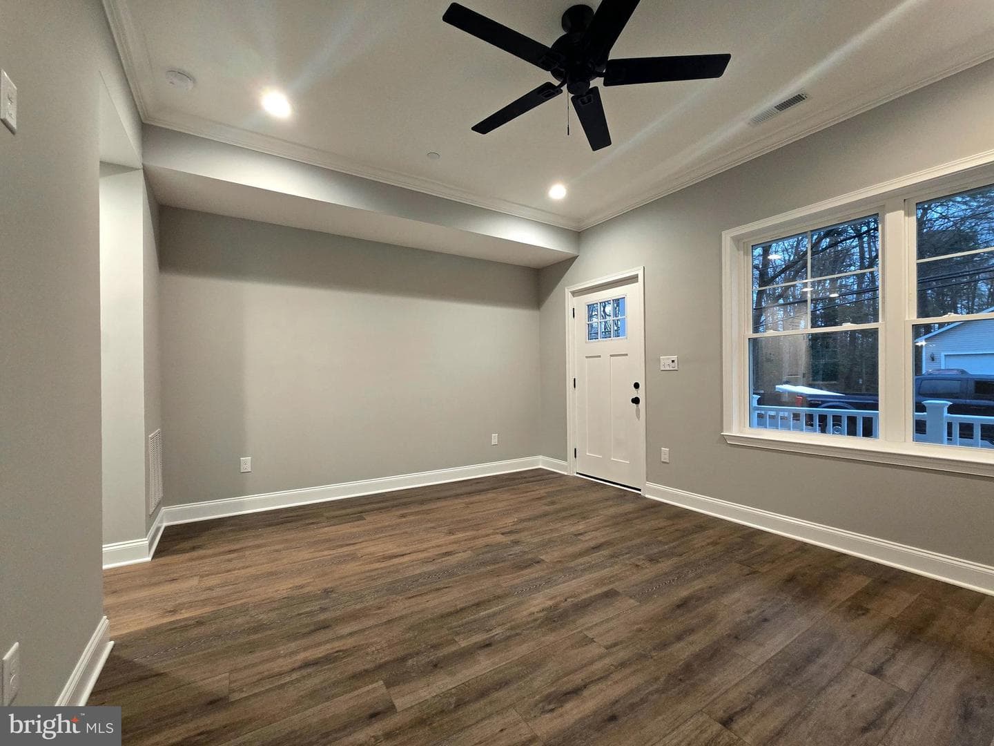 478 Lincoln Drive photo 5