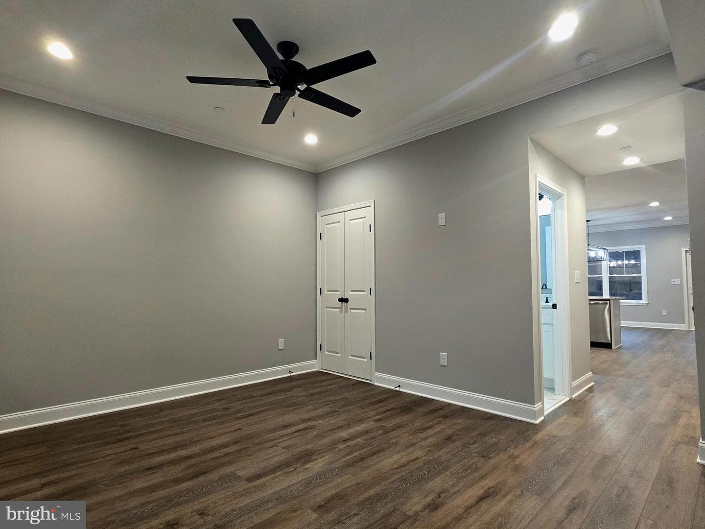 478 Lincoln Drive photo 6