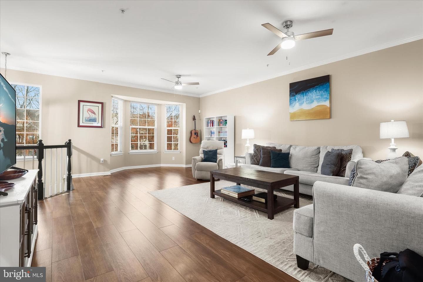 1055 Lily Way photo 2