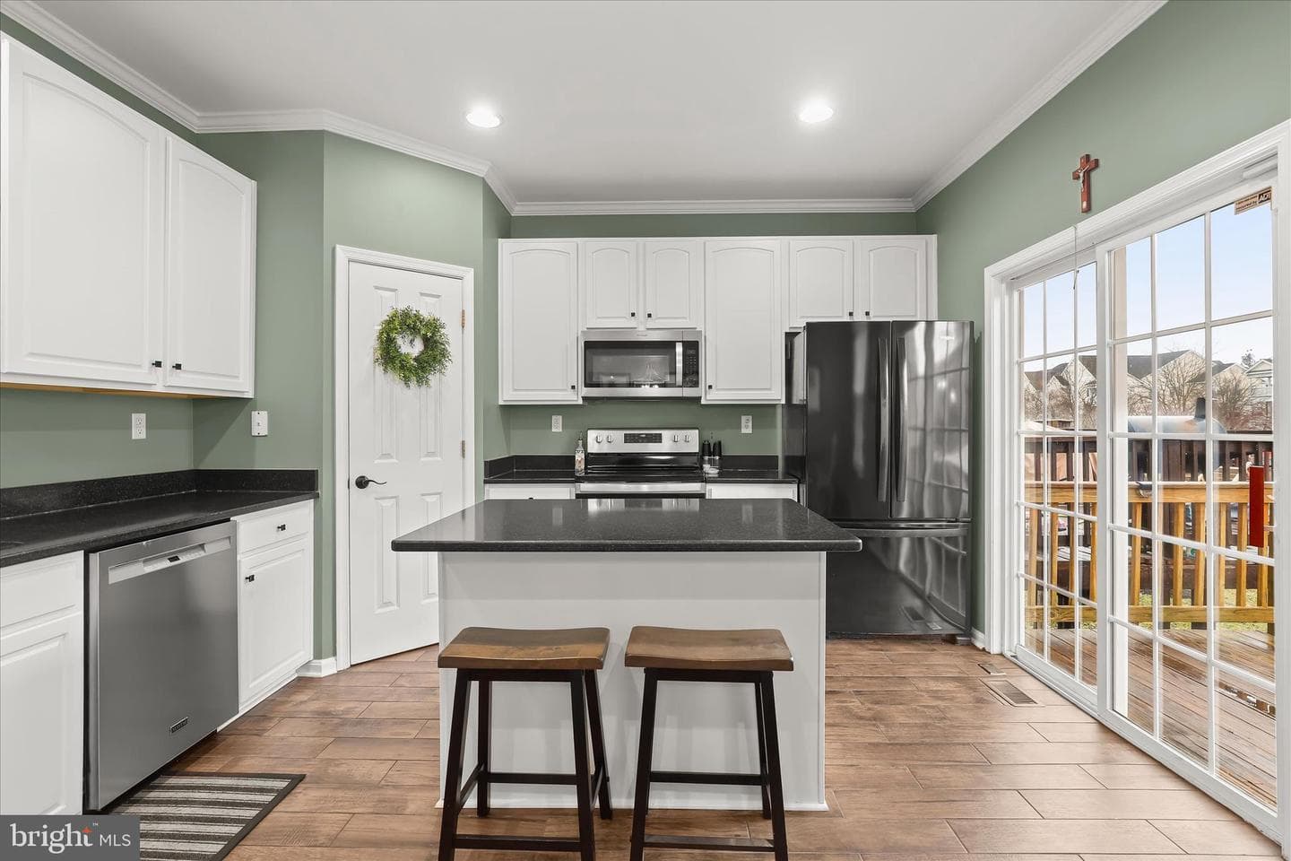 1055 Lily Way photo 7
