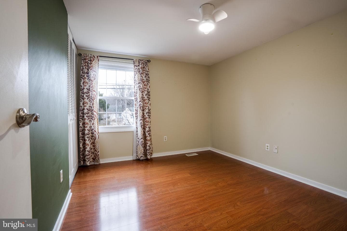 263 Riverdale Road photo 19