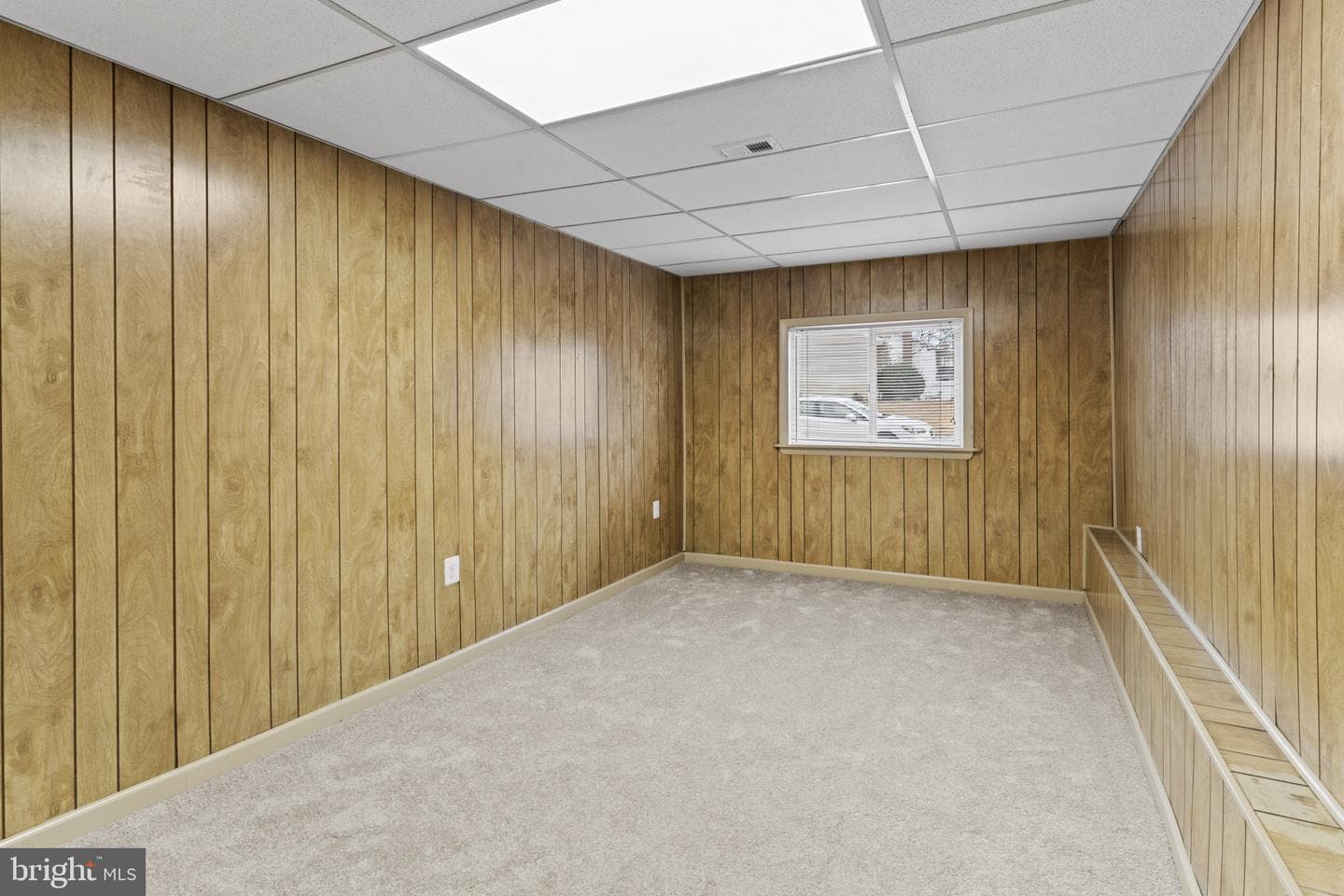 8103 Phirne Road E photo 11