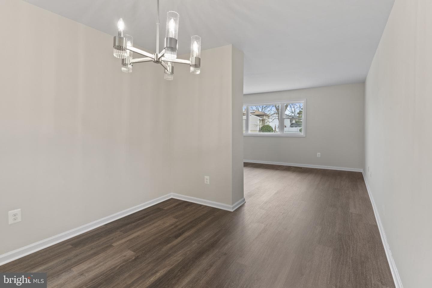 8103 Phirne Road E photo 18