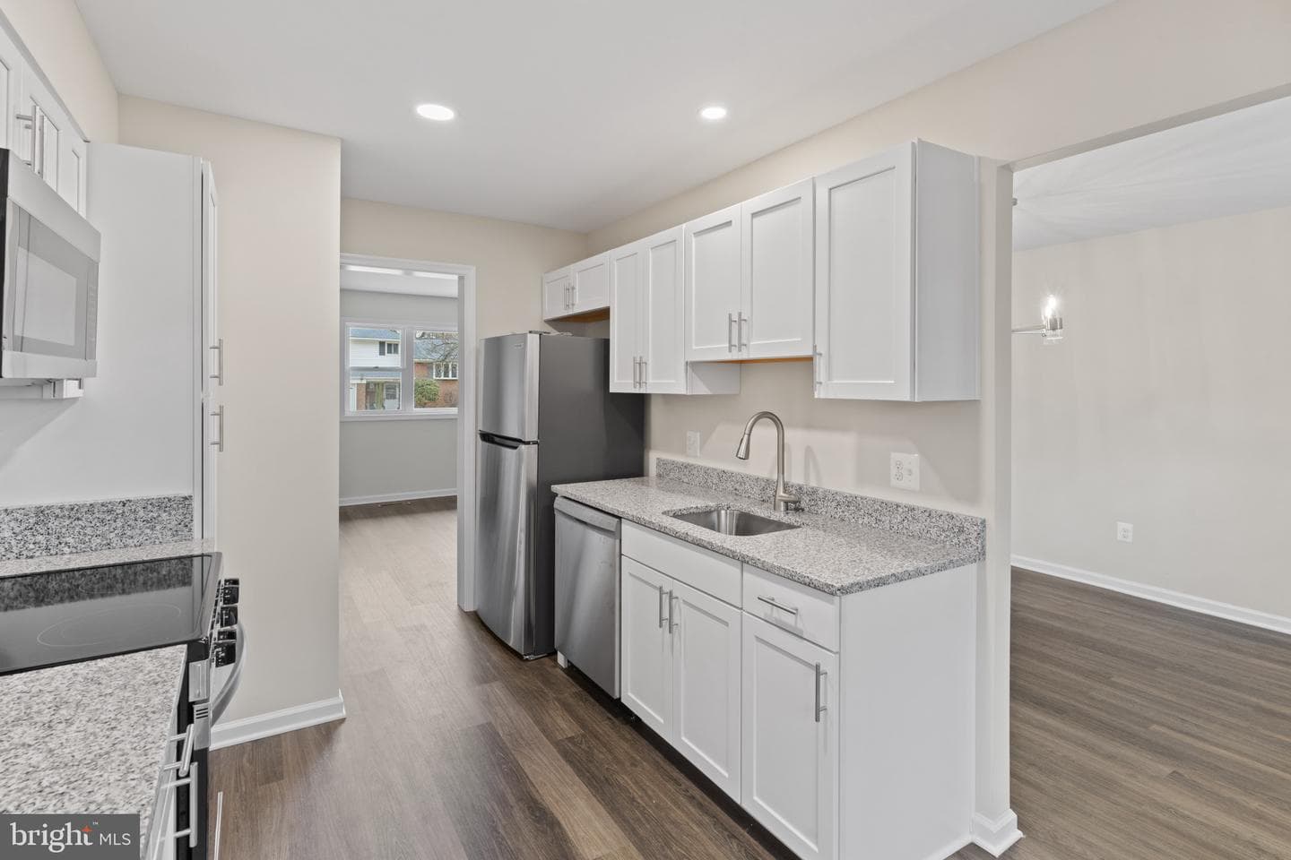 8103 Phirne Road E photo 20