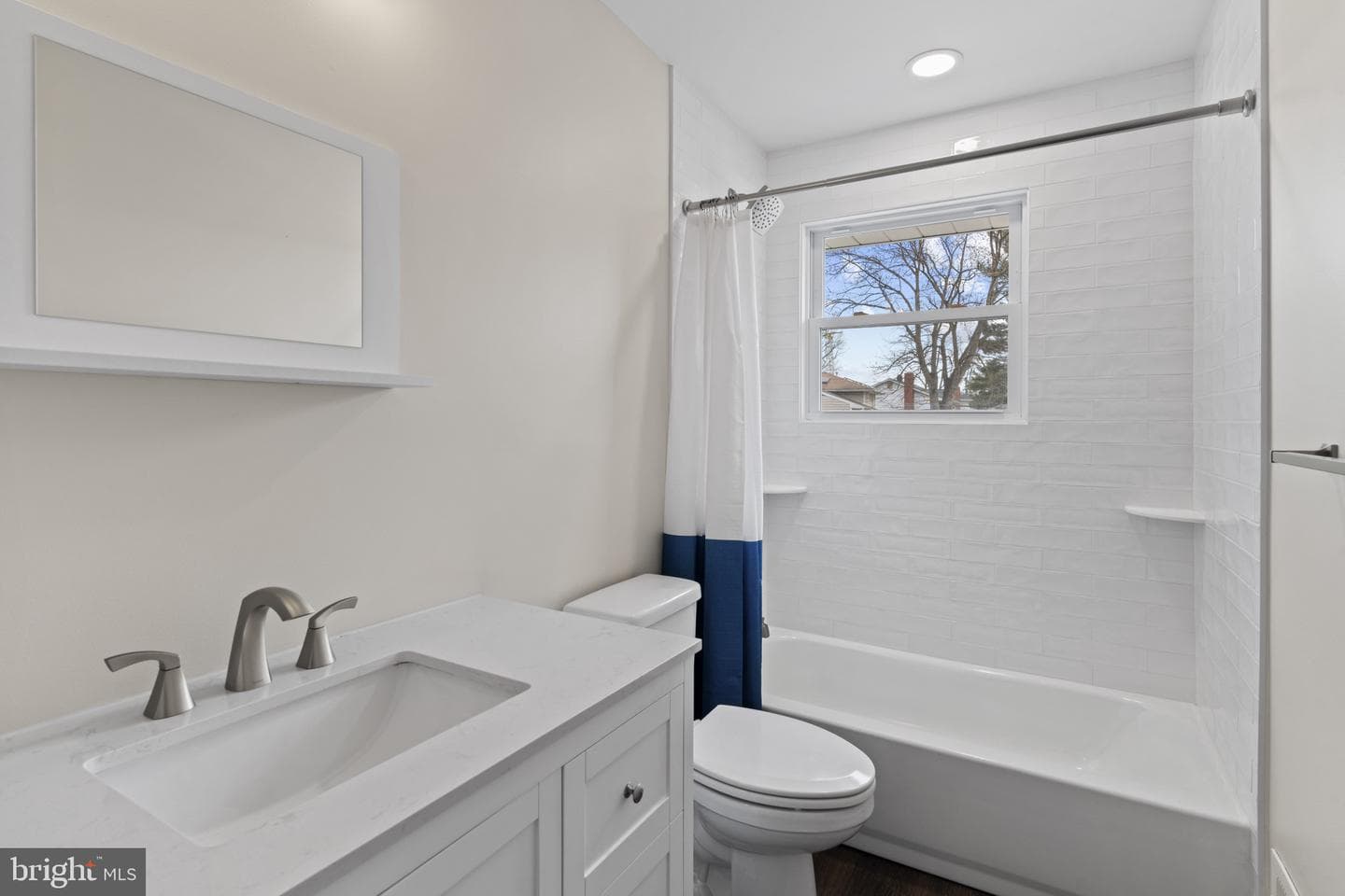 8103 Phirne Road E photo 25