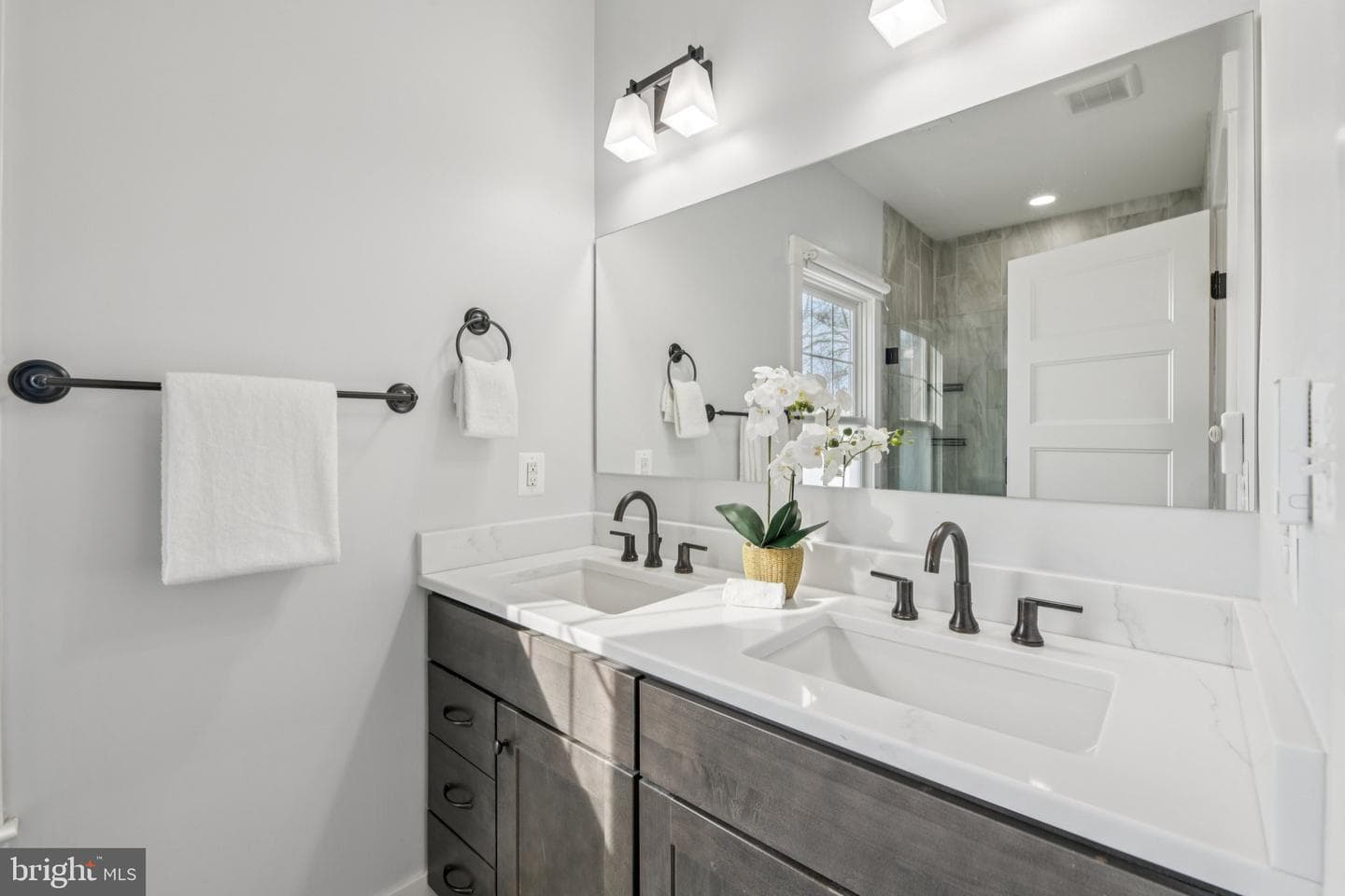 3641 Beach Drive Boulevard photo 21