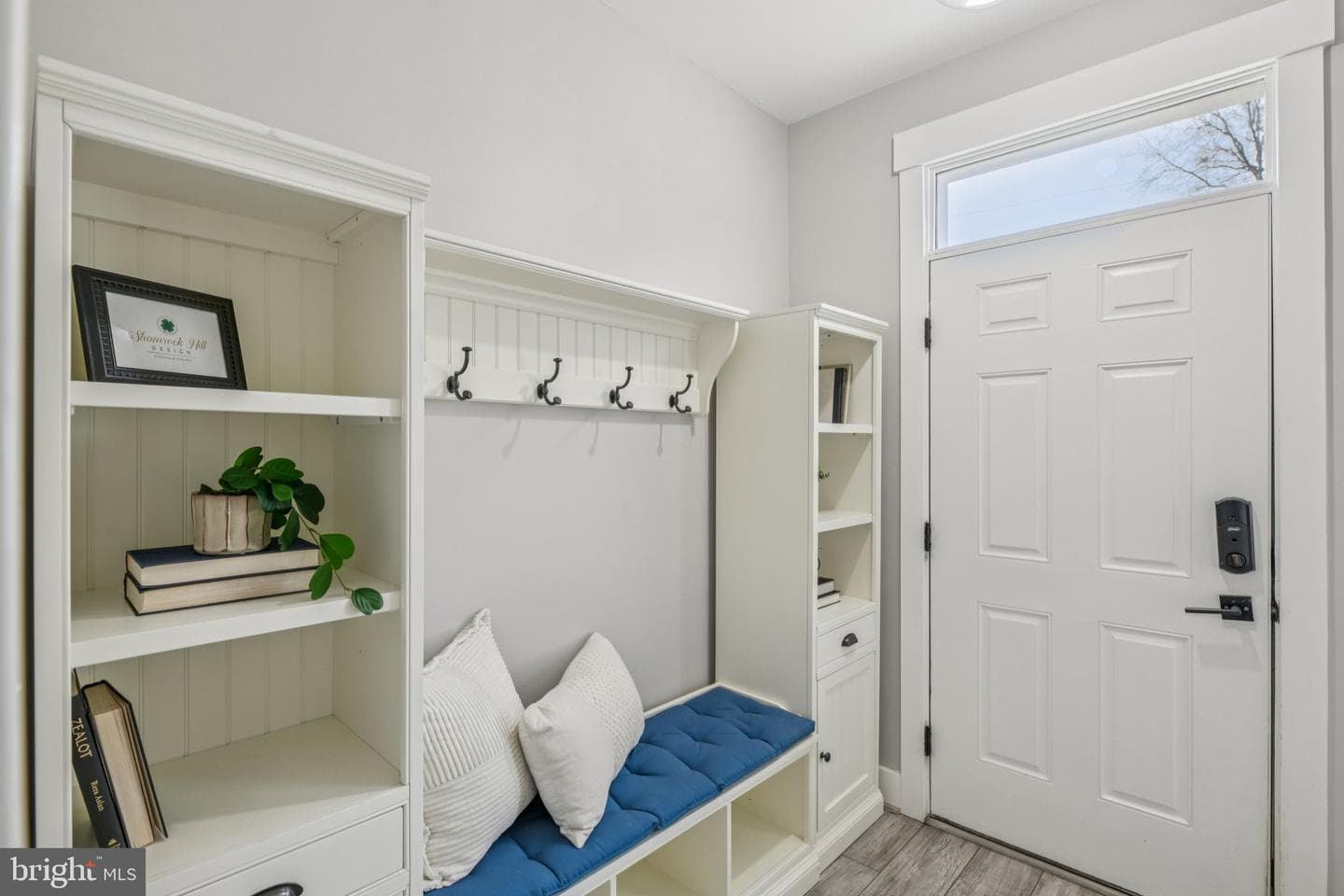 3641 Beach Drive Boulevard photo 3