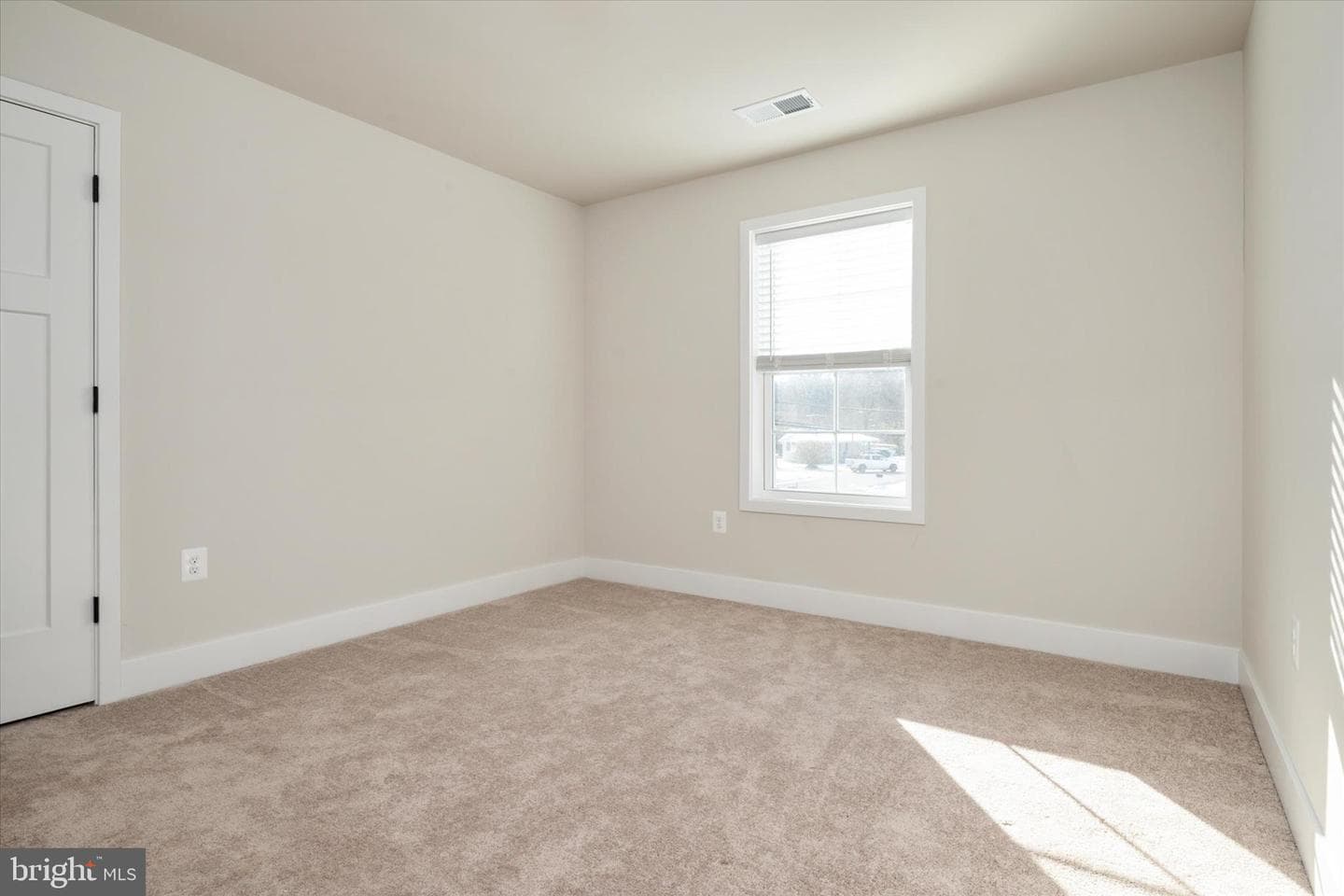 341 Maryland Avenue photo 26