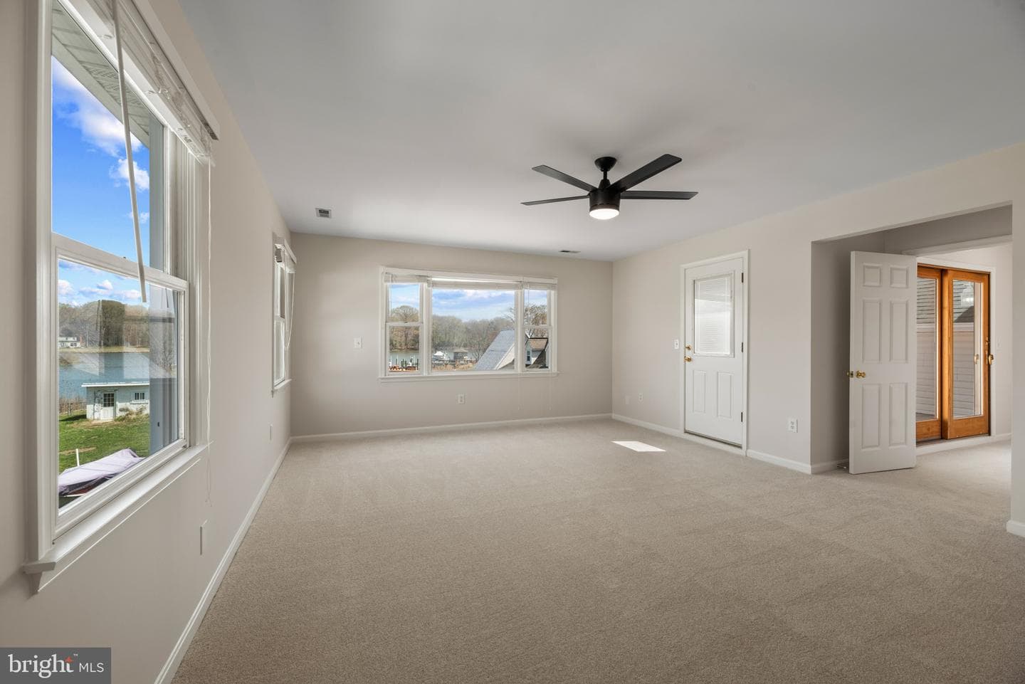 5929 Deale Beach Road photo 32