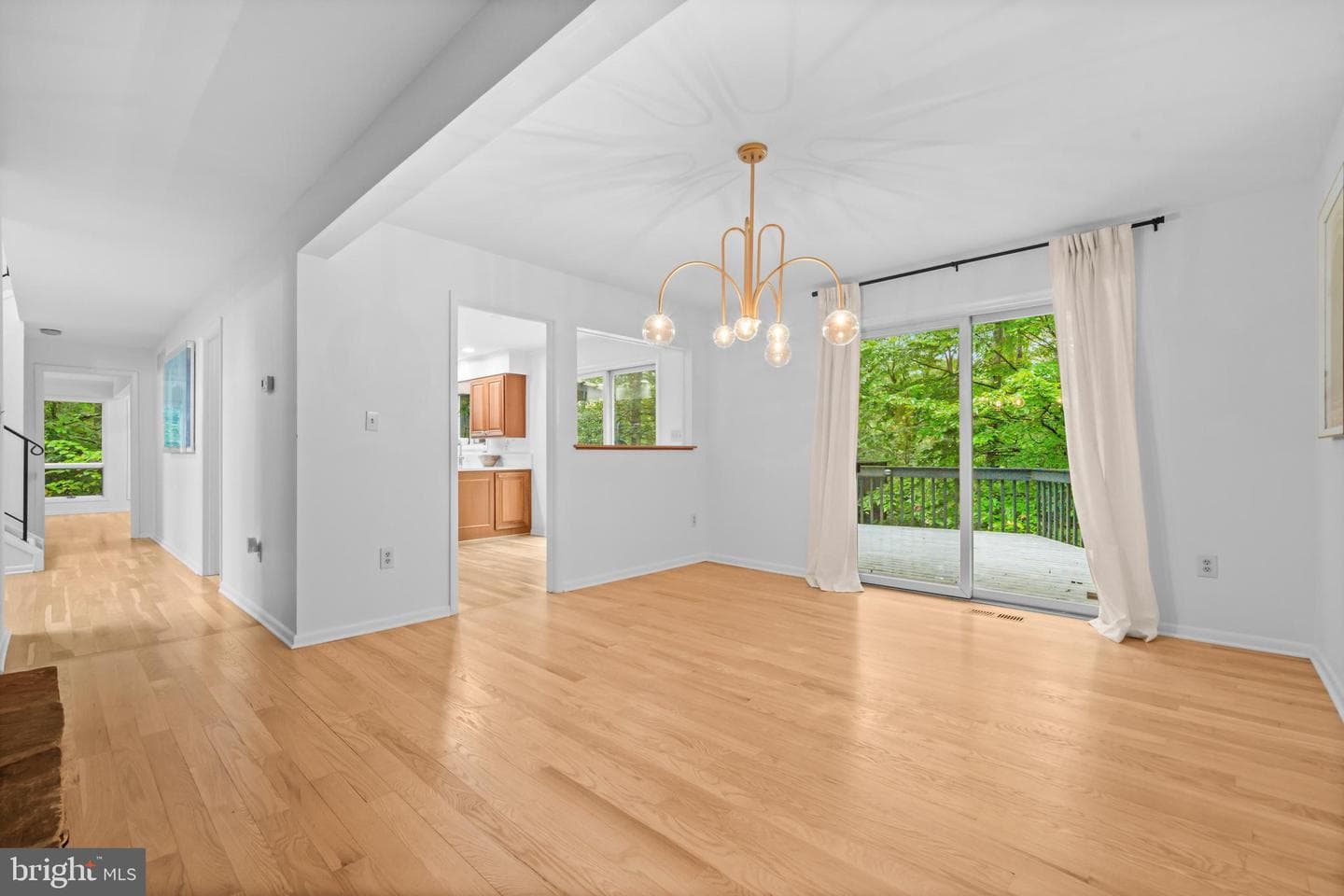 2023 Huntcliff Drive photo 7