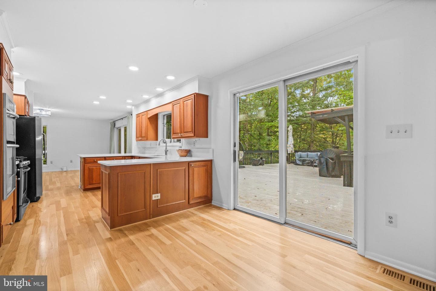 2023 Huntcliff Drive photo 8