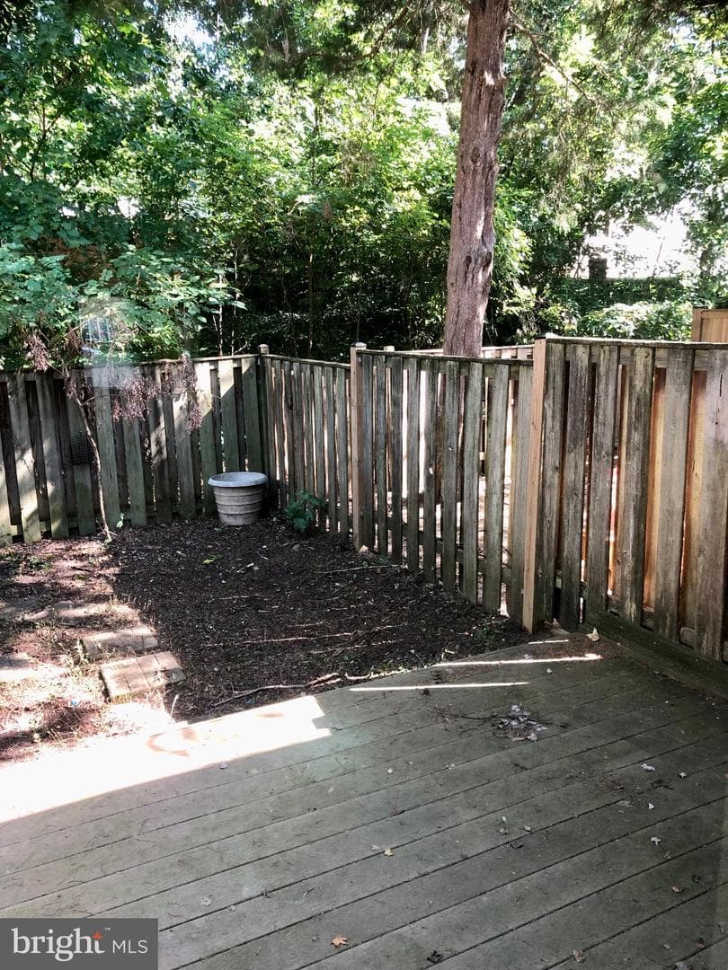 1681 Yorktown Court photo 18
