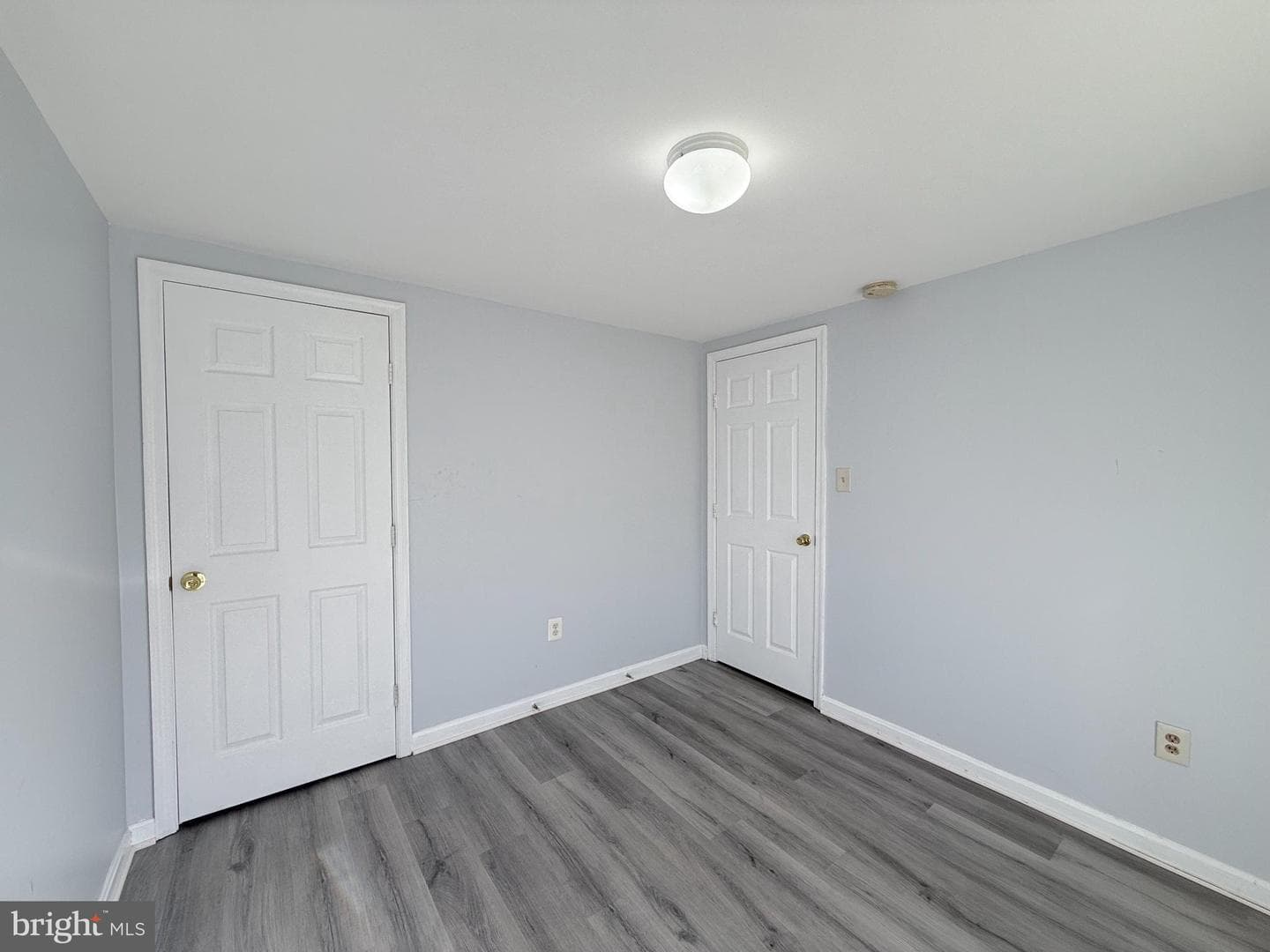 1847 Blue Jay Court photo 12