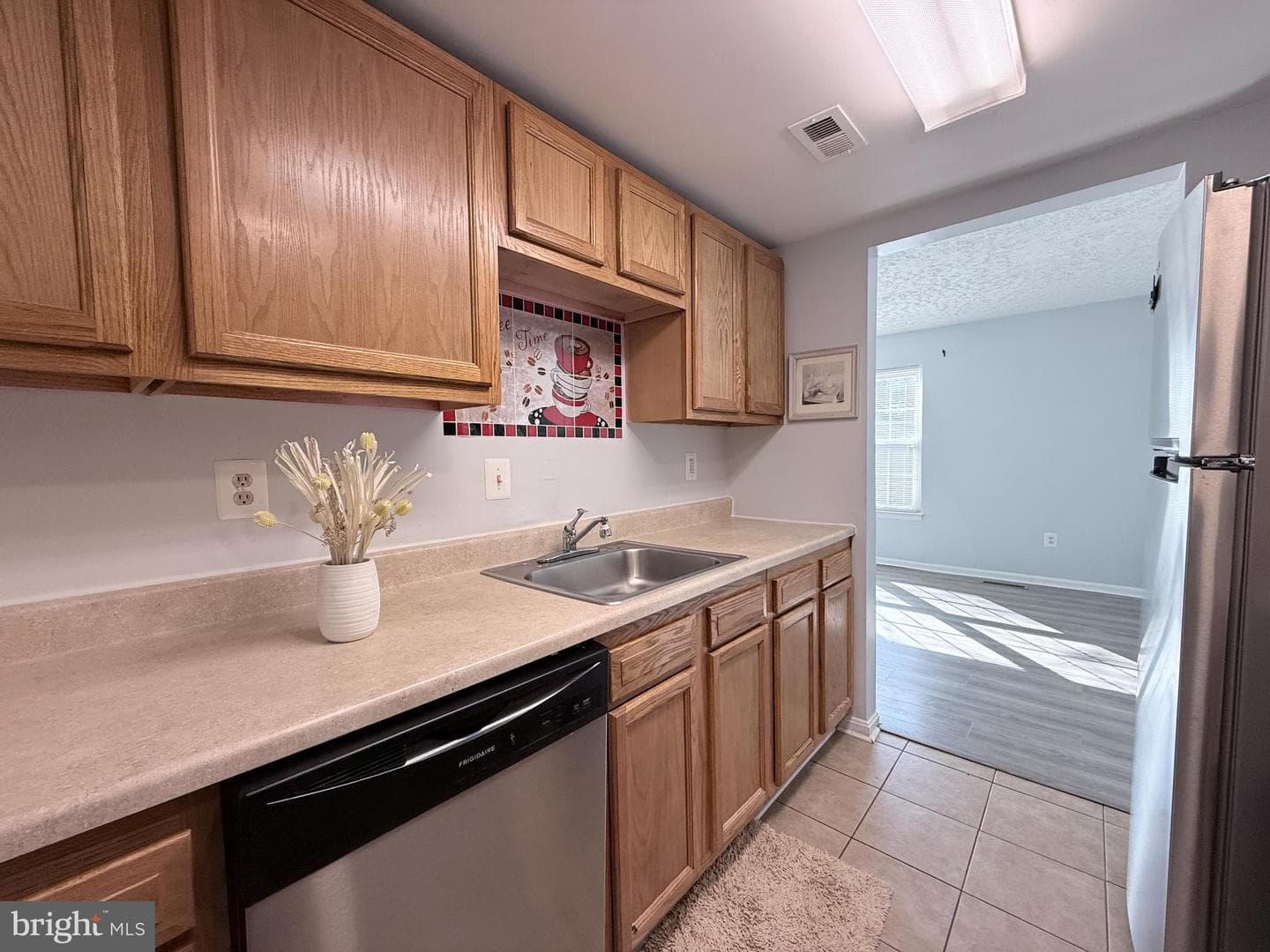1847 Blue Jay Court photo 6