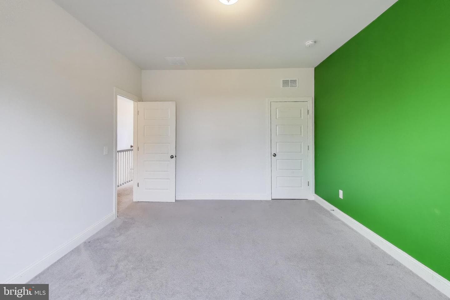 8079 Armiger Drive photo 18