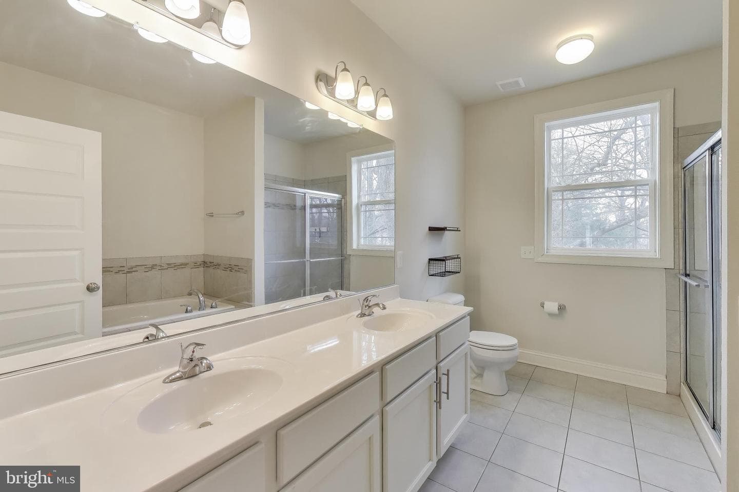 8079 Armiger Drive photo 25