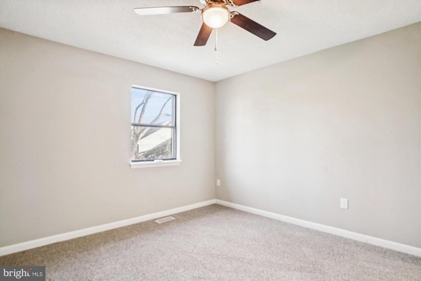 402 Cranes Roost Court photo 29
