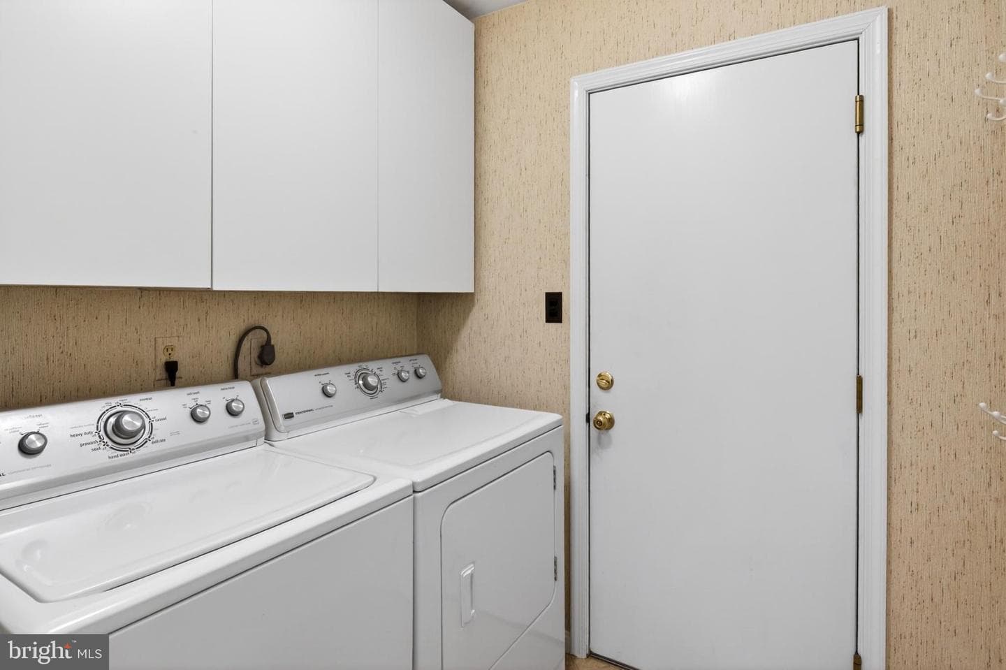 1805 Roxboro Place photo 19