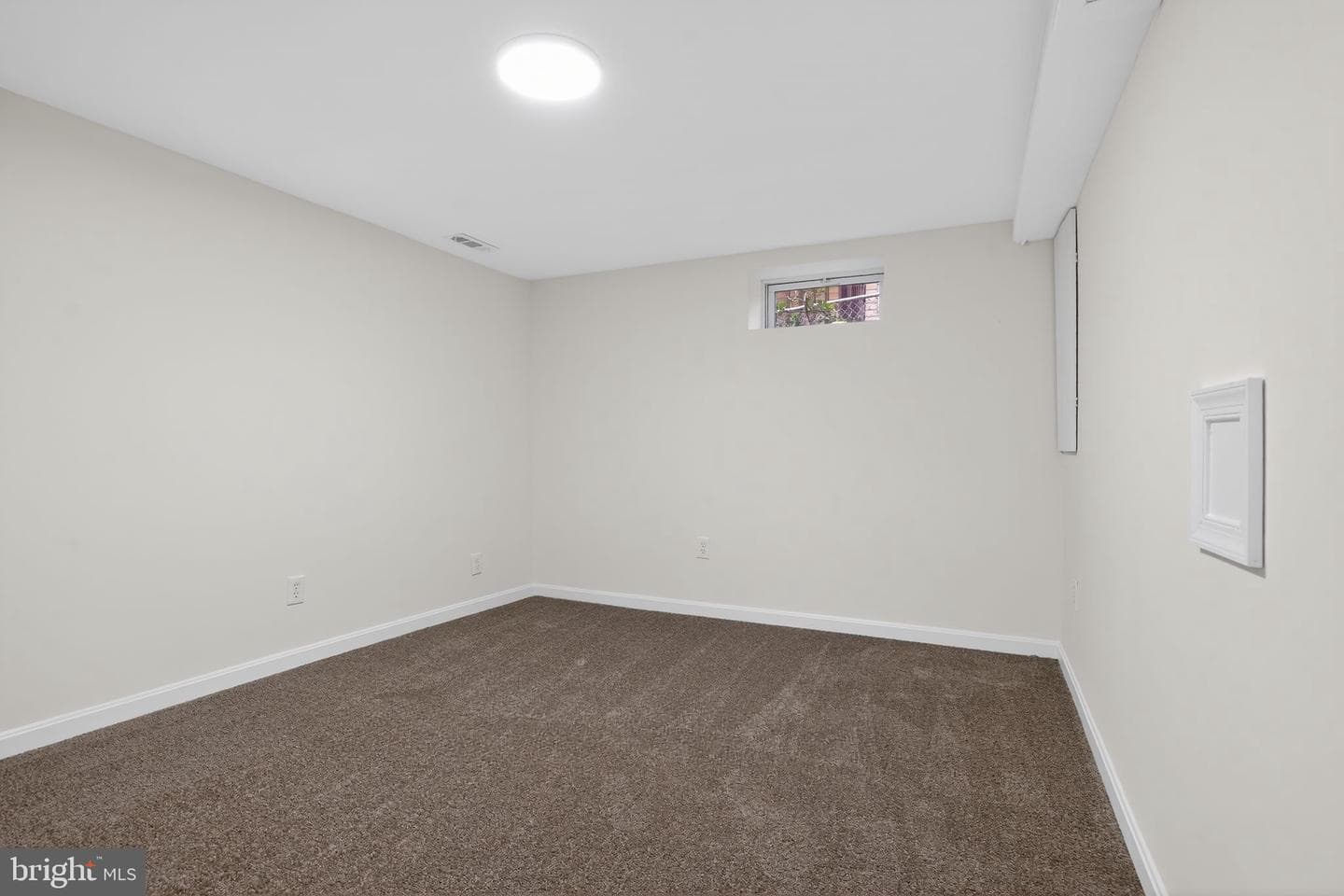 318 Holy Cross Road photo 16