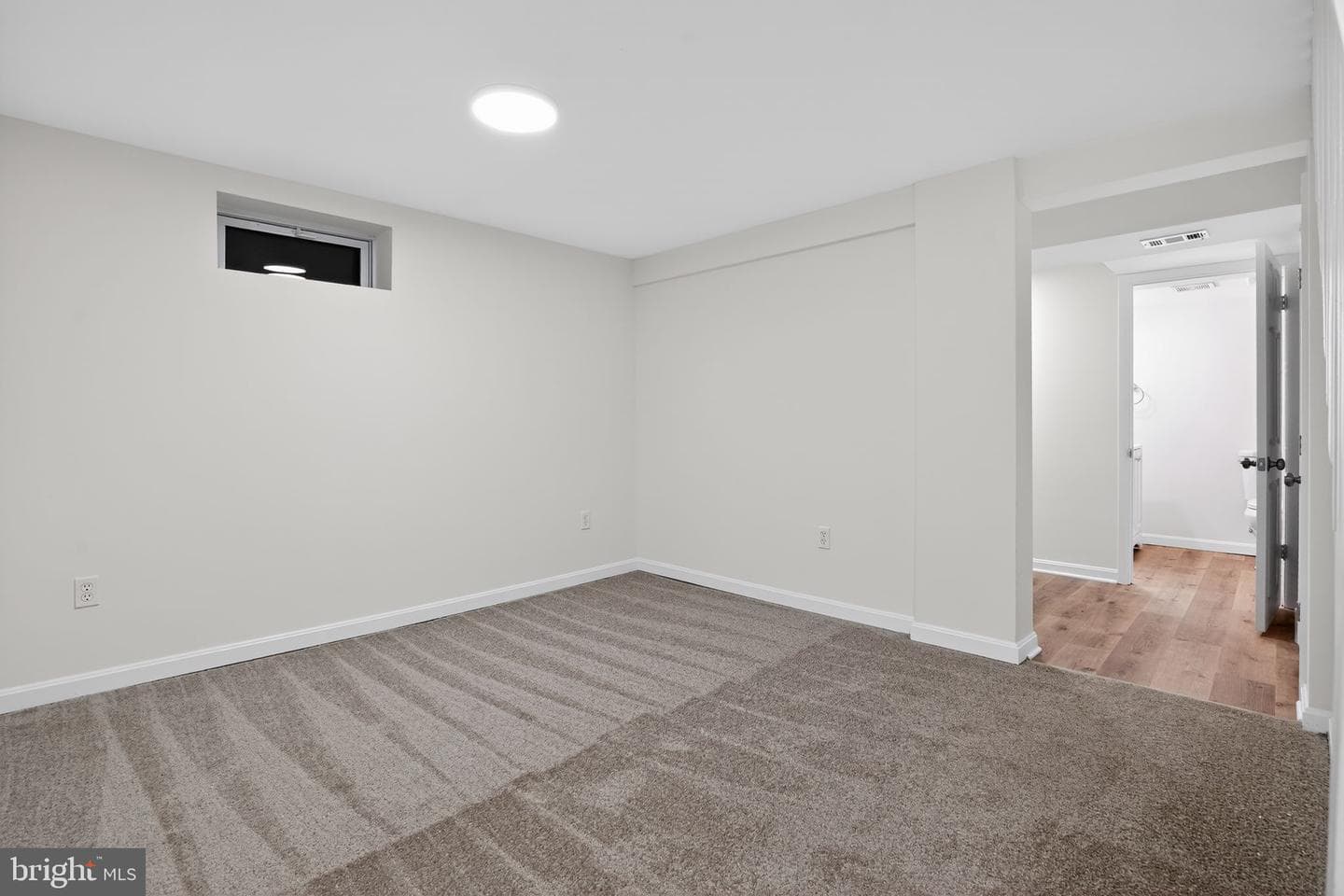 318 Holy Cross Road photo 17