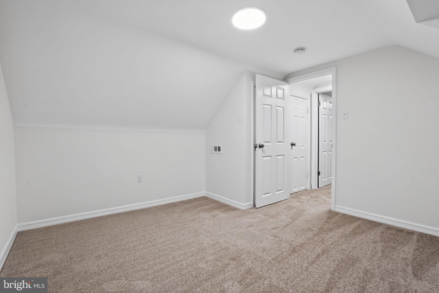 318 Holy Cross Road photo 28
