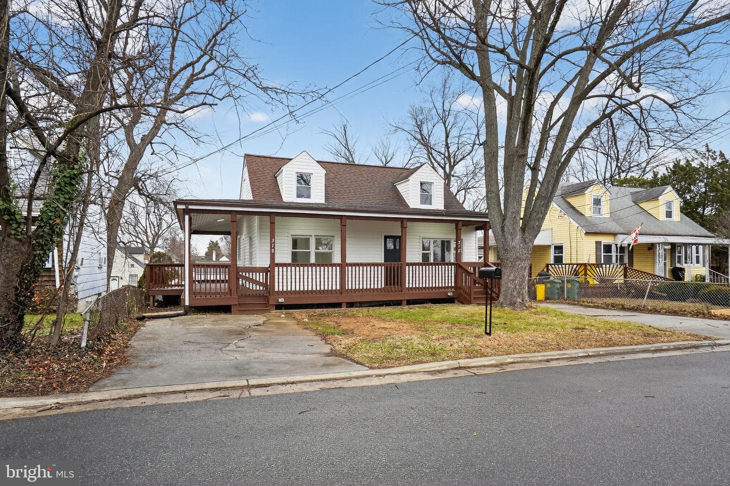 318 Holy Cross Road photo 3