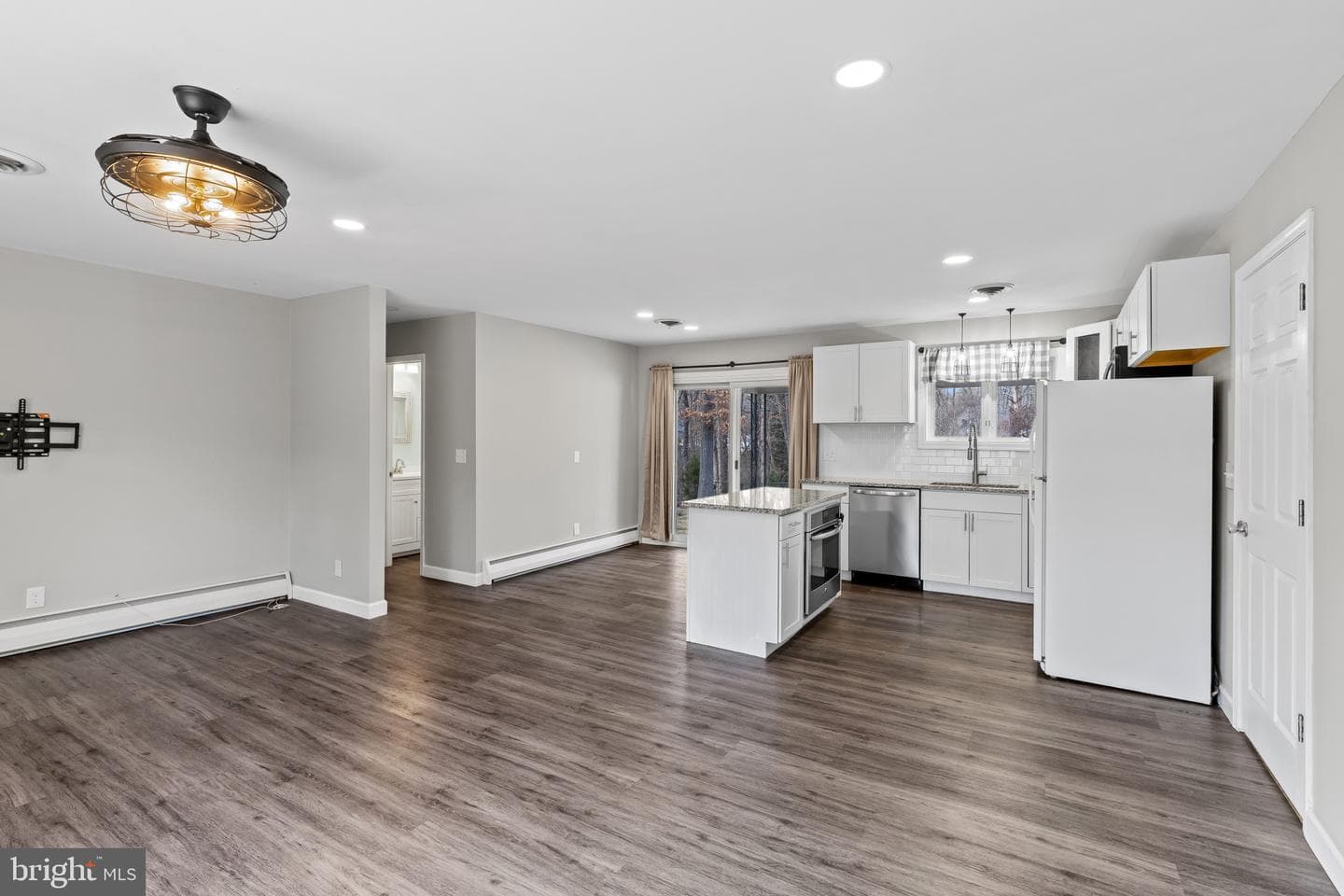 250 Poplar Road photo 12