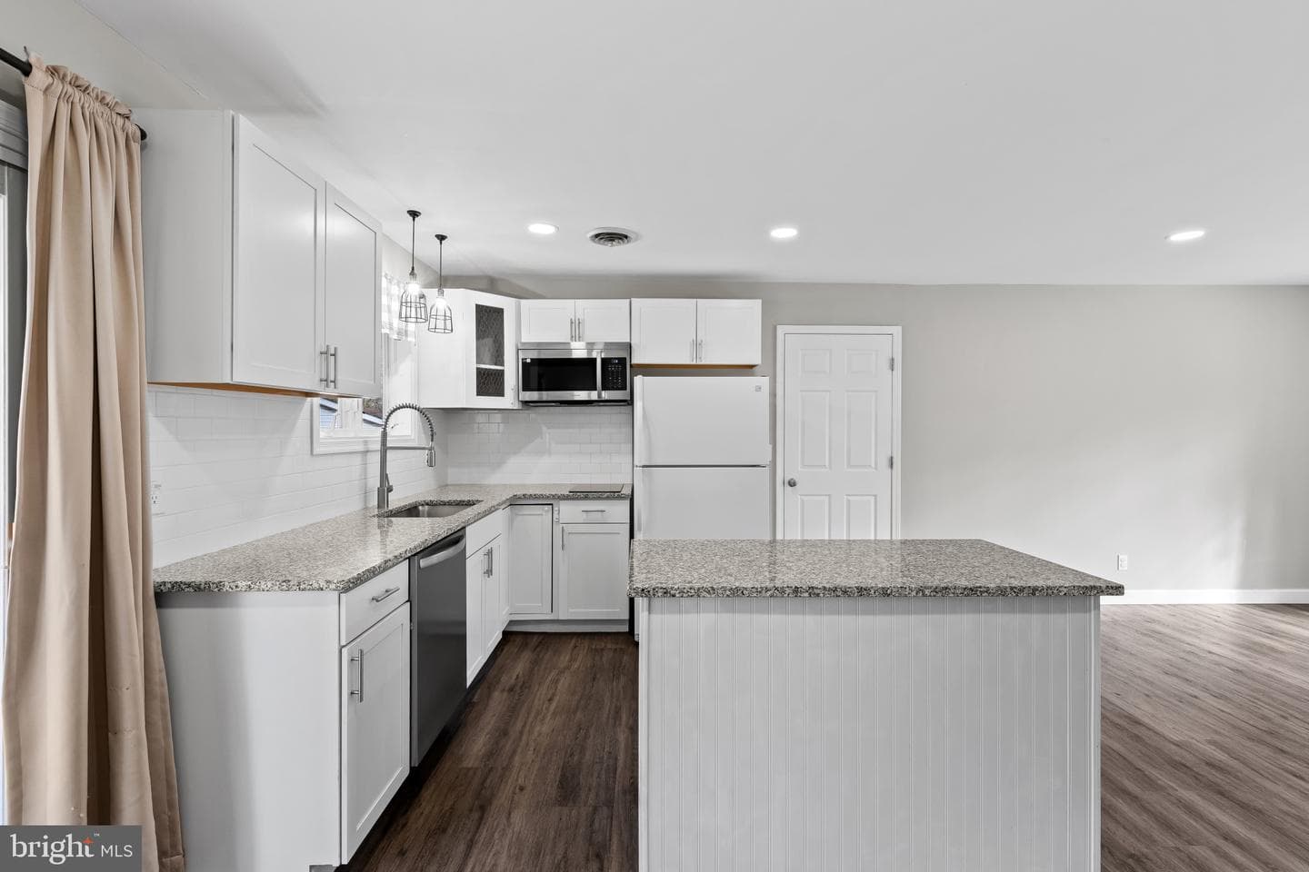 250 Poplar Road photo 15