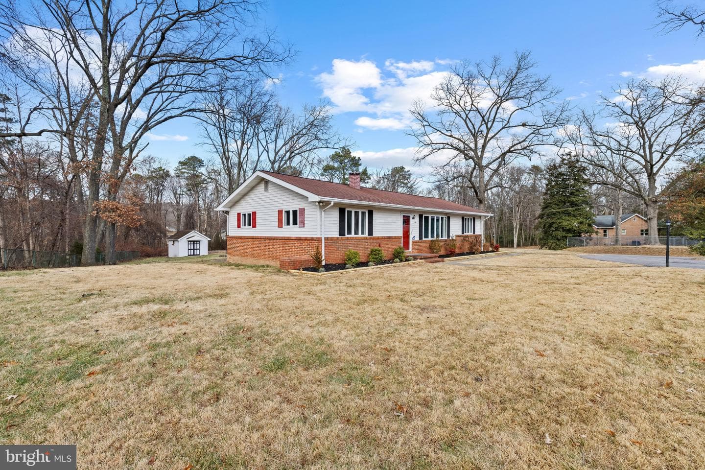 250 Poplar Road photo 2