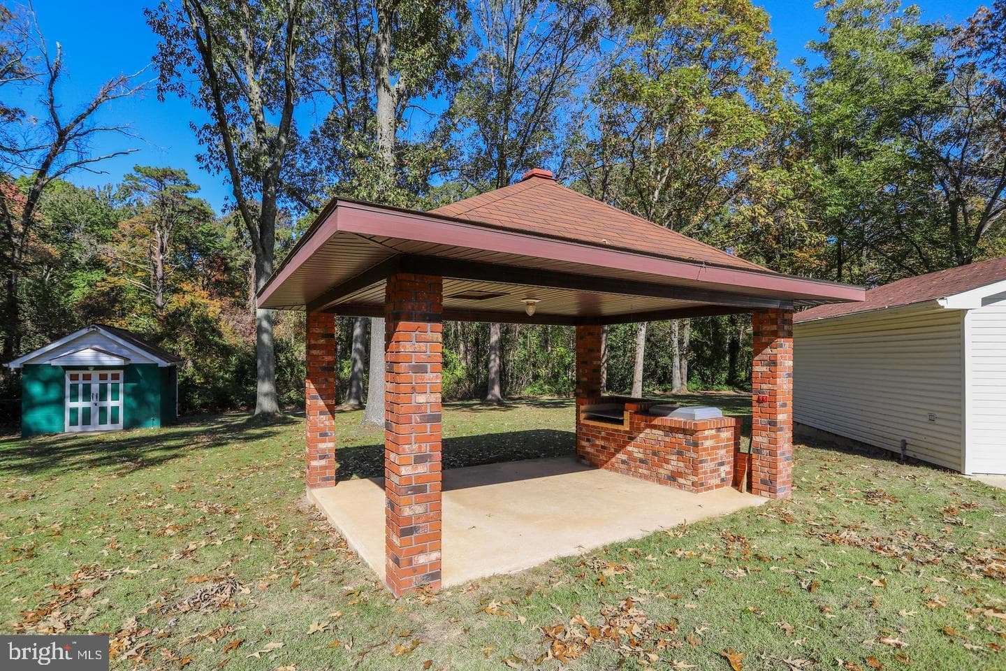 250 Poplar Road photo 7