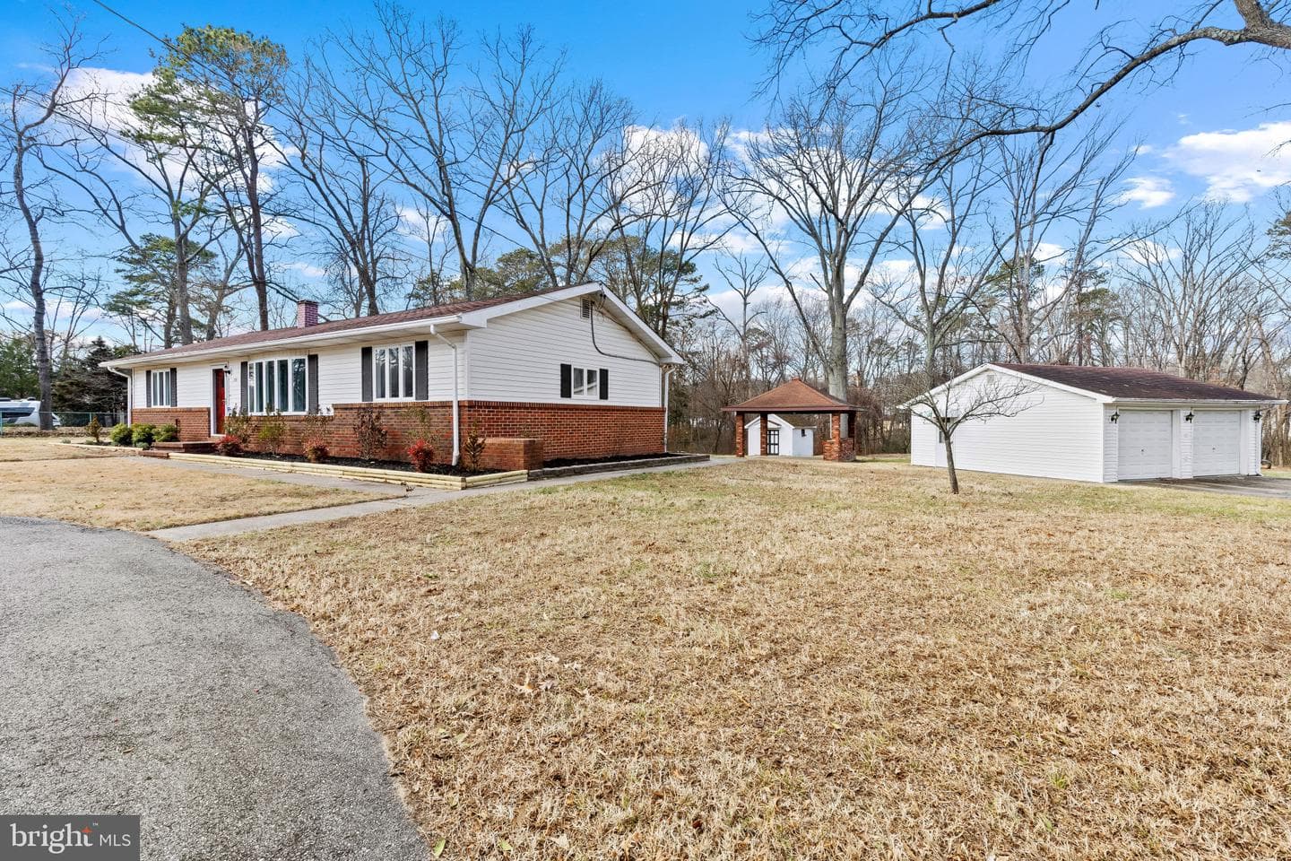 250 Poplar Road photo 9