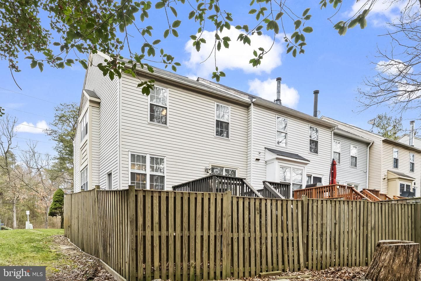 611 Fellowship Way photo 31