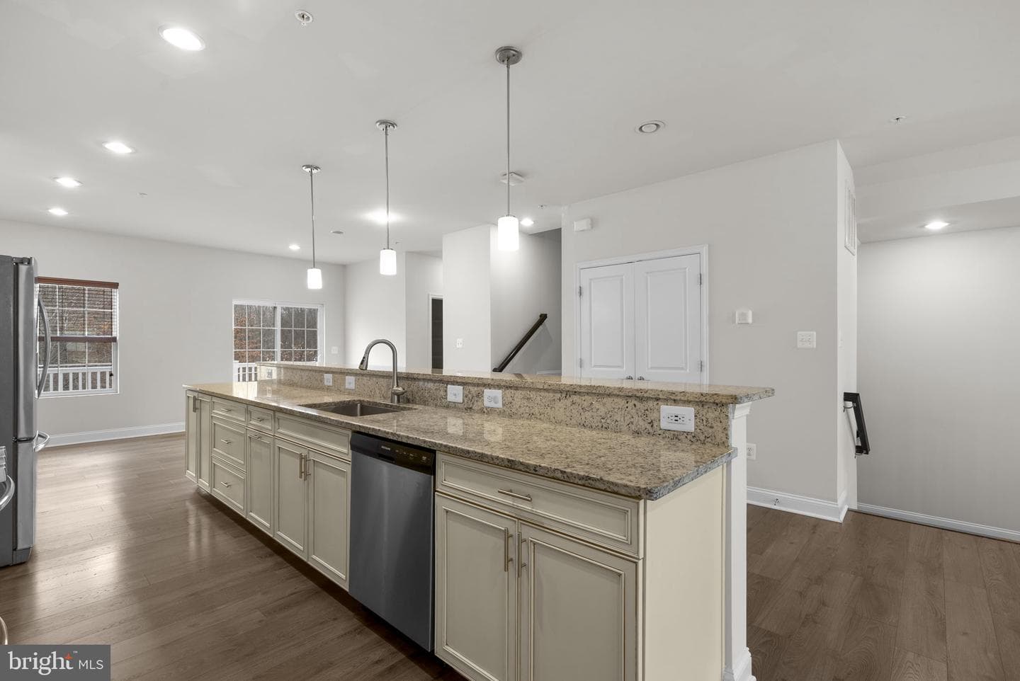 1529 Witchhazel Circle photo 10